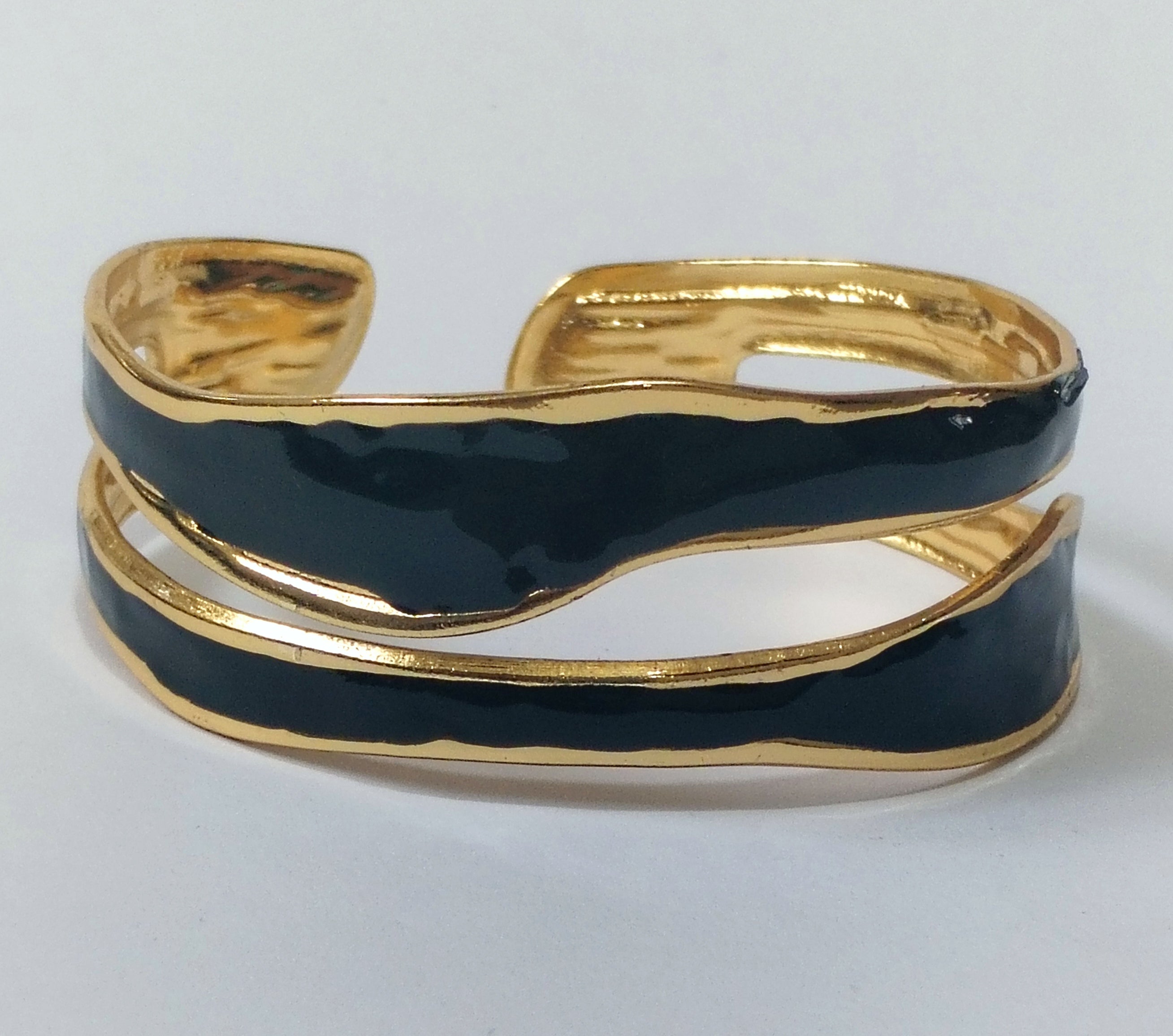 Brazalete asimétrico esmalte