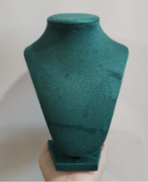 Exhibidor de Collares V (Mediano) Verde Bandera